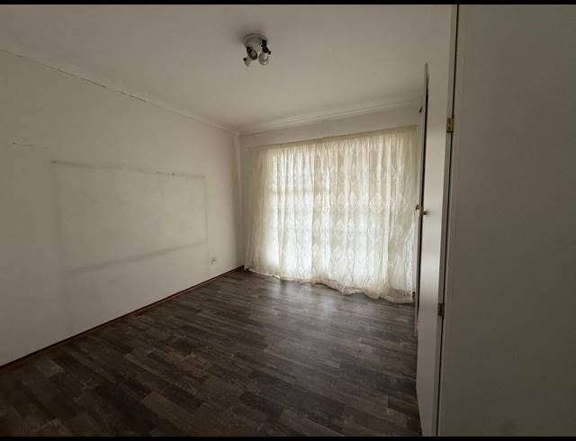 2 BEDROOM APARTMENT FOR SALE IN SAFARI GARDENS
